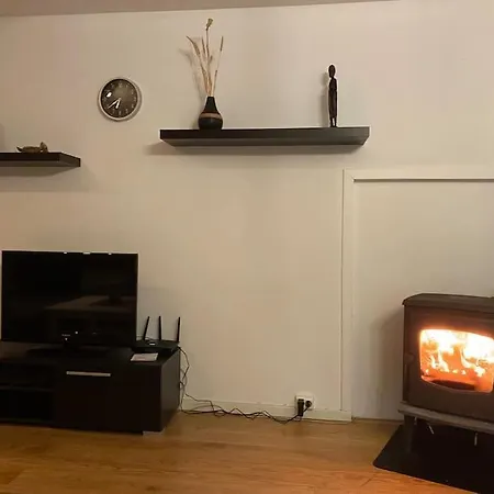 Rooftop View Apartment *