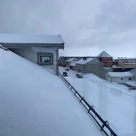 Rooftop View Apartment *