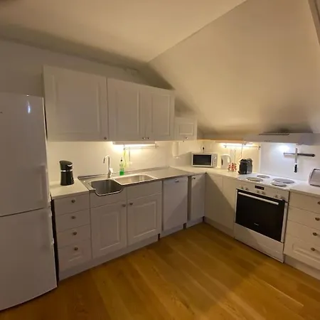 Rooftop View Apartment Vardo