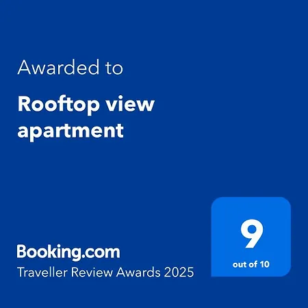 Rooftop View Vardo